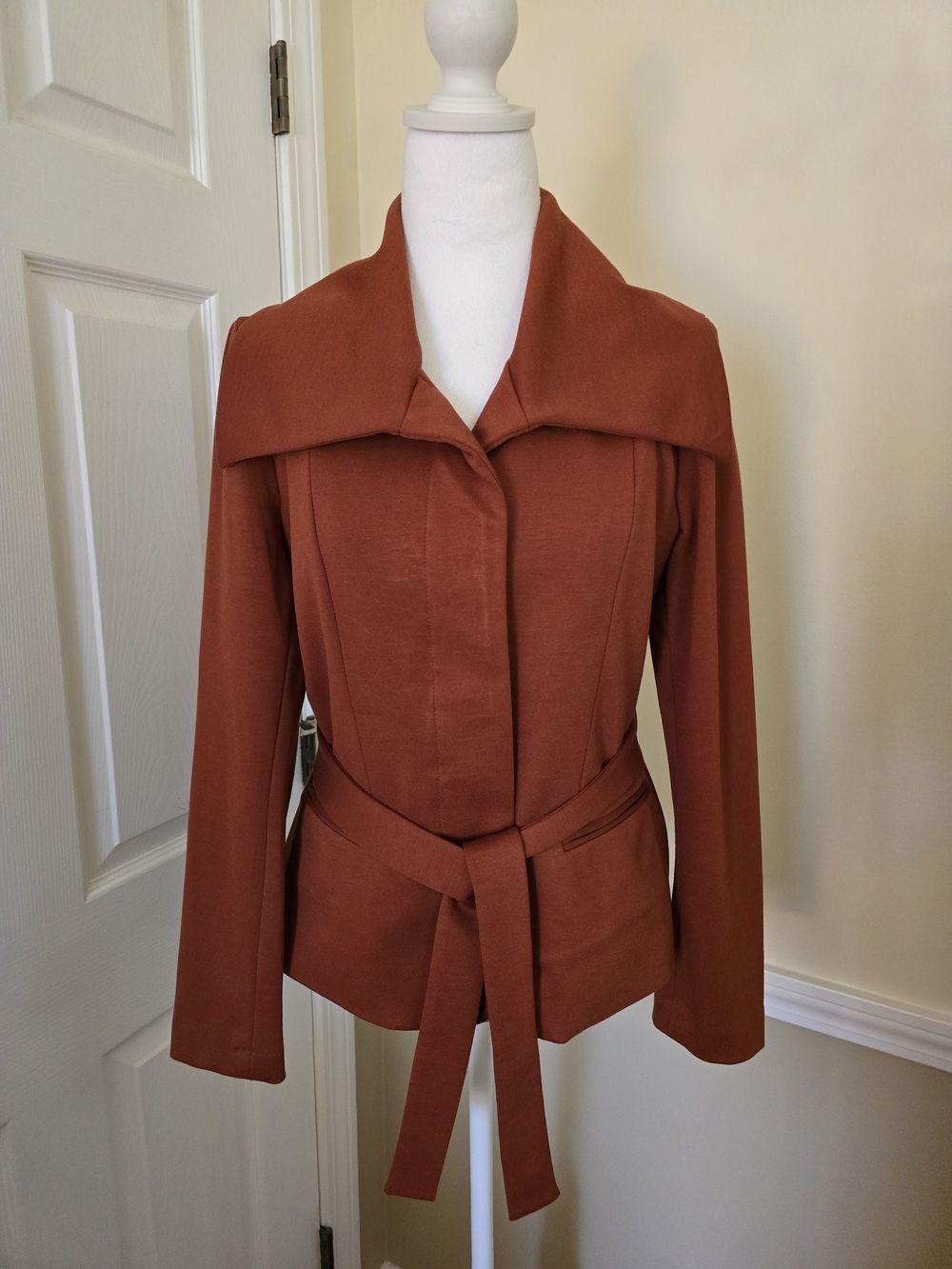 Valerie Bertinelli Rust Button Down Belted Blazer Jacket Sz. (PM)